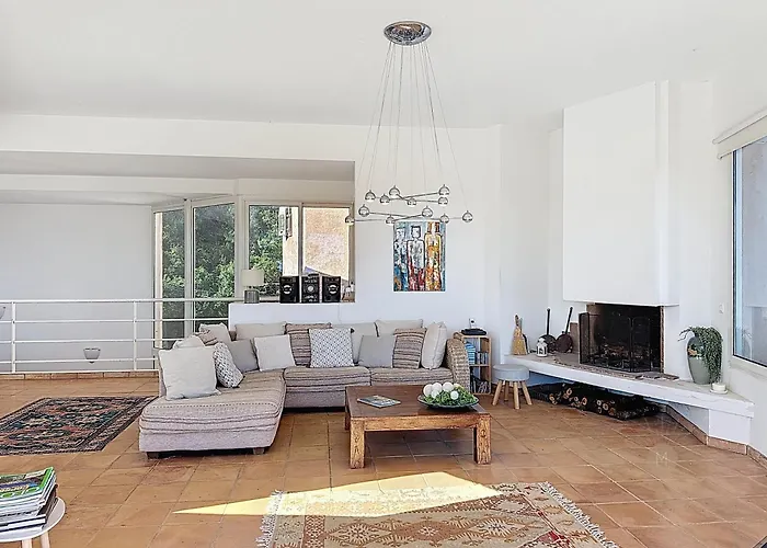 Mimosa 150 M From Pinarello Zonza